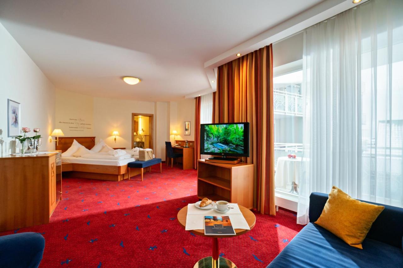 Moehringers Schwarzwald Hotel Bonndorf im Schwarzwald Buitenkant foto